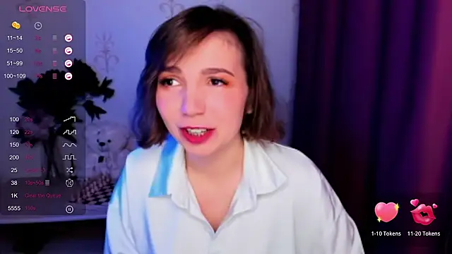 KindHazelHere  online show from 11-06-25, 08:26