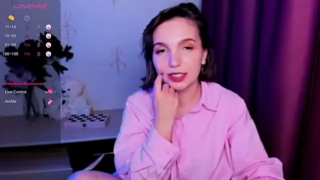 KindHazelHere  online show from 11-13-25, 12:20