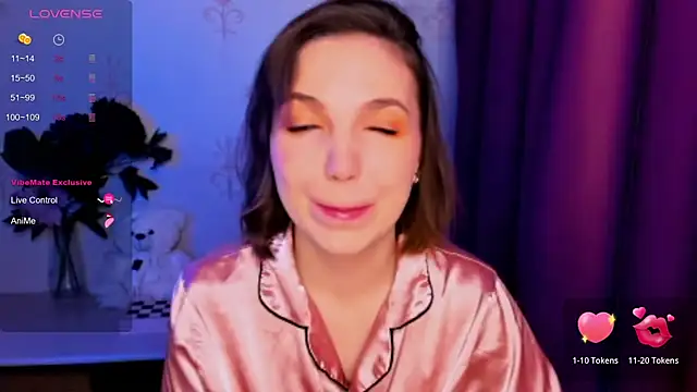 Snapshot of KindHazelHere_ chatting on 01-06-26, 10:23 KindHazelHere online show from 01-06-26, 10:23