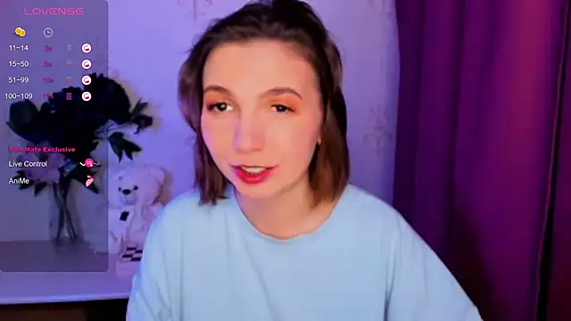 Snapshot of KindHazelHere_ chatting on 01-13-26, 12:05 KindHazelHere online show from 01-13-26, 12:05