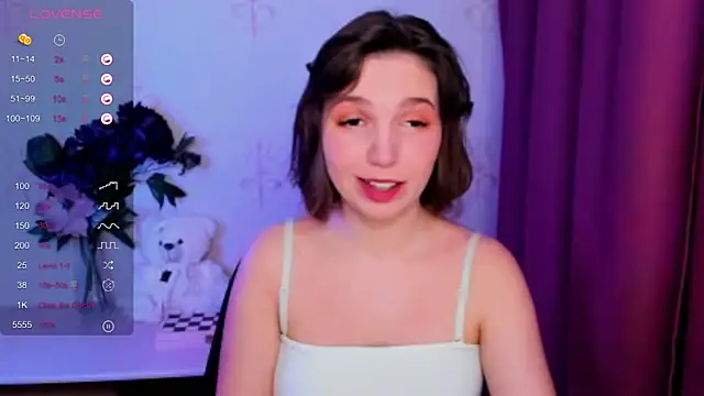 Snapshot of KindHazelHere_ chatting on 01-14-26, 12:16 KindHazelHere online show from 01-14-26, 12:16