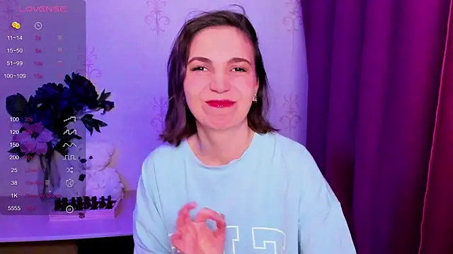 Snapshot of KindHazelHere_ chatting on 01-31-26, 08:07 KindHazelHere online show from 01-31-26, 08:07