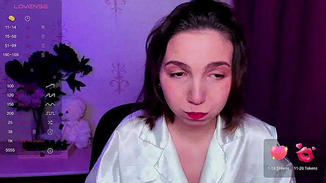 Snapshot of KindHazelHere_ chatting on 02-25-26, 11:47 KindHazelHere online show from 02-25-26, 11:47