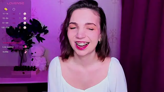 Snapshot of KindHazelHere_ chatting on 03-14-26, 06:13 KindHazelHere online show from 03-14-26, 06:13