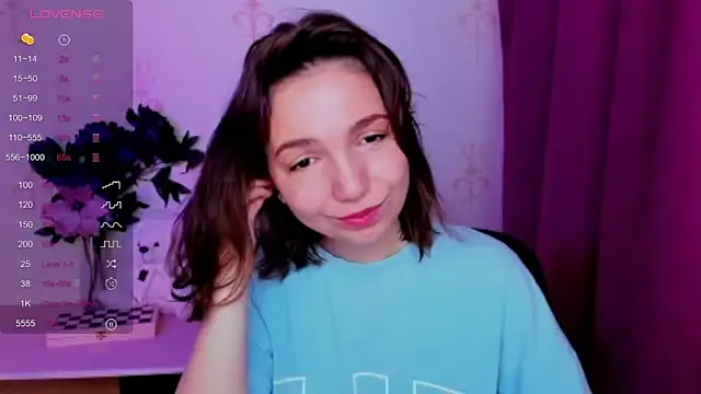 KindHazelHere  online show from 04-20-26, 08:28