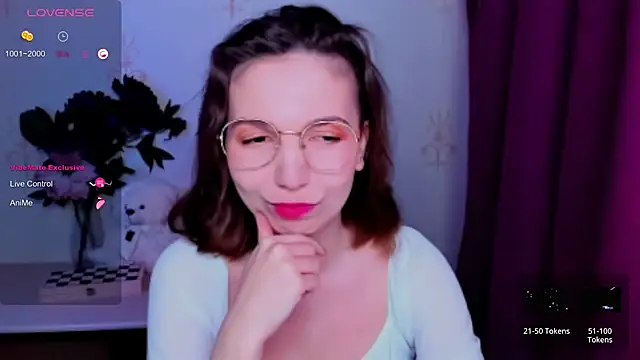 KindHazelHere  online show from 04-22-26, 08:21