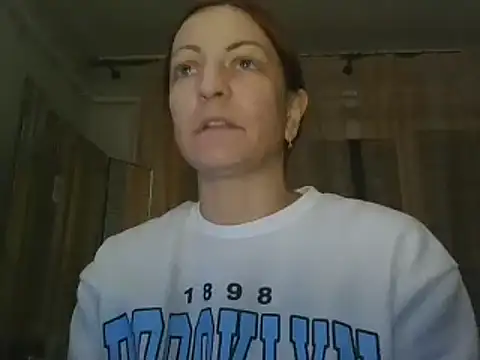 Snapshot of ShawnaAdams chatting on 01-17-25, 04:15 ShawnaAdams online show from 01-17-25, 04:15
