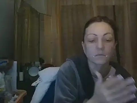 Snapshot of ShawnaAdams chatting on 02-01-25, 09:29 ShawnaAdams online show from 02-01-25, 09:29