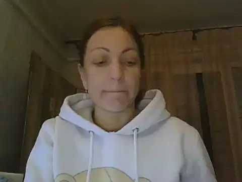 Snapshot of ShawnaAdams chatting on 02-06-25, 05:51 ShawnaAdams online show from 02-06-25, 05:51