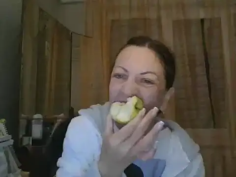 Snapshot of ShawnaAdams chatting on 02-13-25, 08:24 ShawnaAdams online show from 02-13-25, 08:24