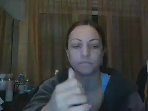 Snapshot of ShawnaAdams chatting on 03-05-25, 05:08 ShawnaAdams online show from 03-05-25, 05:08
