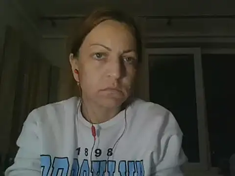 Snapshot of ShawnaAdams chatting on 03-21-25, 05:02 ShawnaAdams online show from 03-21-25, 05:02