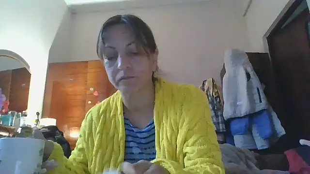 Snapshot of ShawnaAdams chatting on 09-17-25, 03:24 ShawnaAdams online show from 09-17-25, 03:24