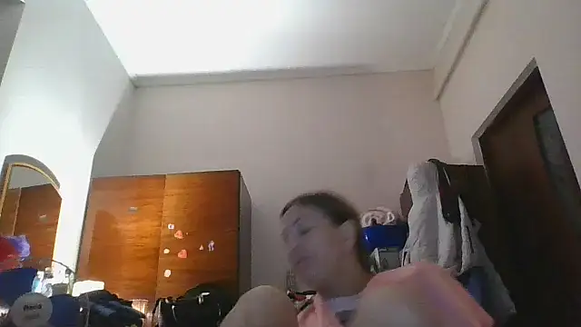 Snapshot of ShawnaAdams chatting on 09-19-25, 08:20 ShawnaAdams online show from 09-19-25, 08:20