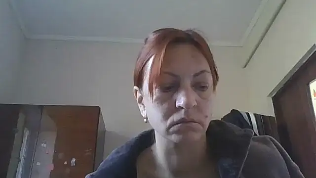 Snapshot of ShawnaAdams chatting on 10-05-25, 08:34 ShawnaAdams online show from 10-05-25, 08:34