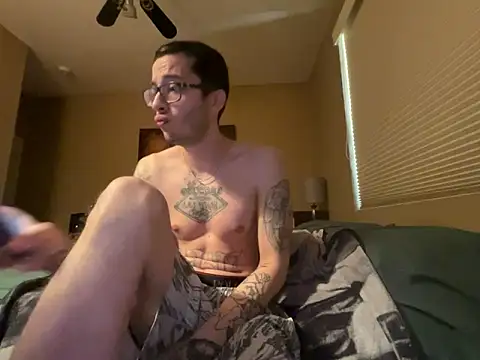 Snapshot of Bwcjoshbanks chatting on 03-17-25, 05:38 Bwcjoshbanks online show from 03-17-25, 05:38