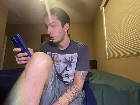 Snapshot of Bwcjoshbanks chatting on 10-20-25, 05:35 Bwcjoshbanks online show from 10-20-25, 05:35