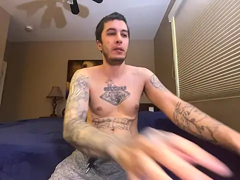 Snapshot of Bwcjoshbanks chatting on 10-29-25, 10:22 Bwcjoshbanks online show from 10-29-25, 10:22