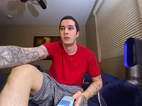 Snapshot of Bwcjoshbanks chatting on 10-31-25, 03:07 Bwcjoshbanks online show from 10-31-25, 03:07