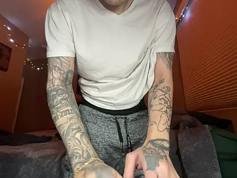 Snapshot of Bwcjoshbanks chatting on 03-01-26, 03:30 Bwcjoshbanks online show from 03-01-26, 03:30