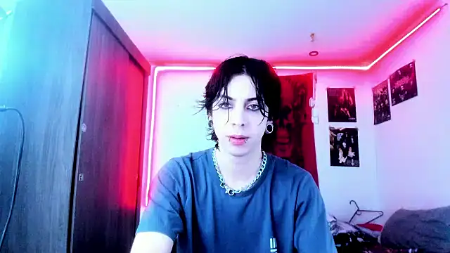 dussk  online show from 12-29-24, 05:42