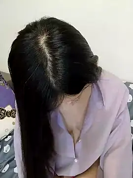 Lu Nana online show from 03-22-25, 11:42