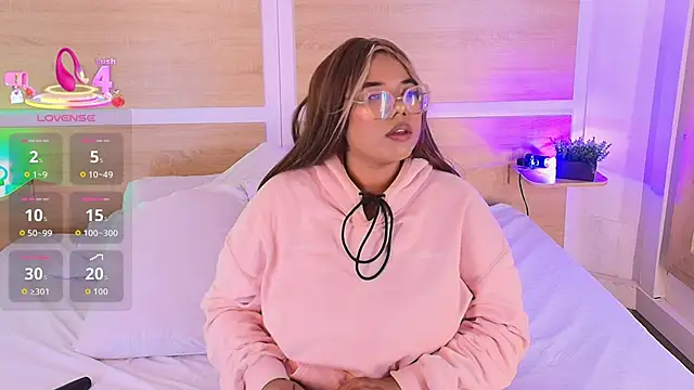  nickypurple  online show from 02-10-26, 07:18