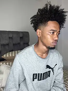 Snapshot of matatanlove chatting on 02-27-25, 08:28 matatanlove online show from 02-27-25, 08:28