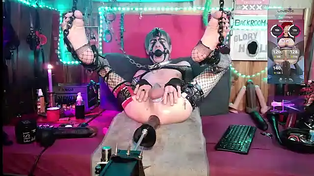 Snapshot of Kamafly4you chatting on 01-13-26, 03:39 Kamafly4you online show from 01-13-26, 03:39