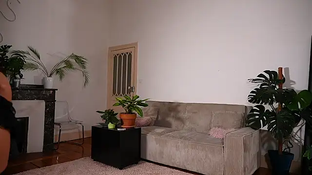 Snapshot of denise_sweetbunny chatting on 01-19-26, 04:33 denise sweetbunny online show from 01-19-26, 04:33