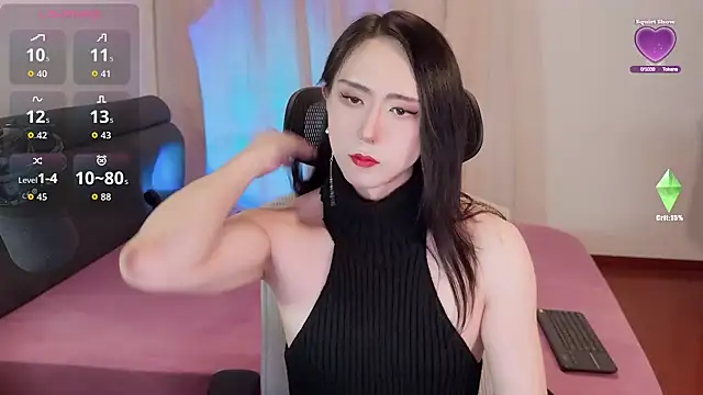 Snapshot of liliwang03 chatting on 10-24-25, 12:12 liliwang03 online show from 10-24-25, 12:12