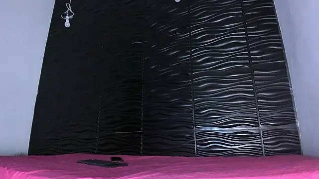 Snapshot of Hellen_Sky chatting on 05-08-26, 06:46 Hellen Sky online show from 05-08-26, 06:46