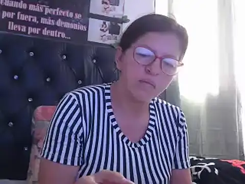 Snapshot of jellyfishhot chatting on 03-01-25, 06:54 jellyfishhot online show from 03-01-25, 06:54