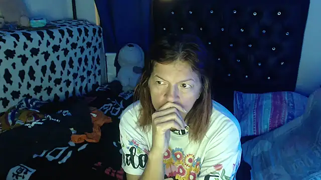 jellyfishhot online show from 11-07-25, 07:47