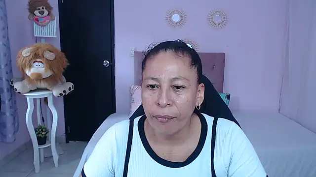 mature martina online show from 03-18-26, 08:01