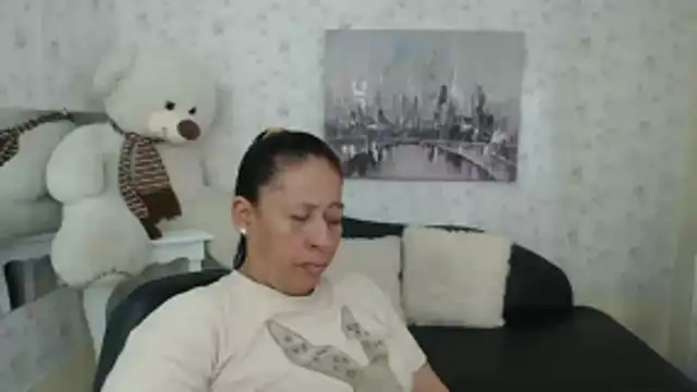 mature martina online show from 04-28-26, 08:58
