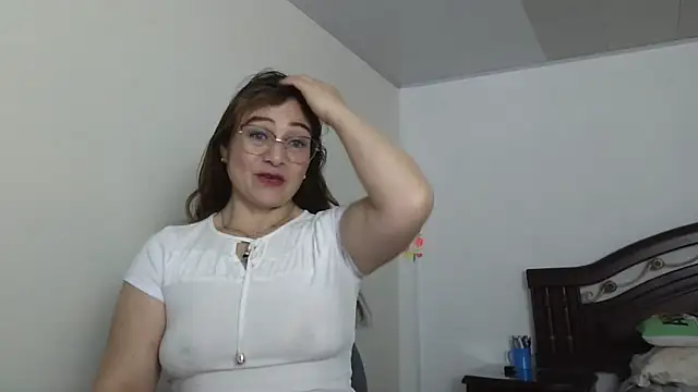 Snapshot of ruby-milf1 chatting on 01-18-25, 02:23 ruby-milf1 online show from 01-18-25, 02:23