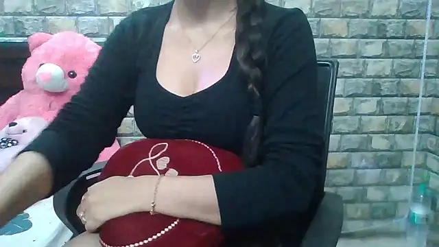 Sexy iknoor online show from 01-07-26, 04:37