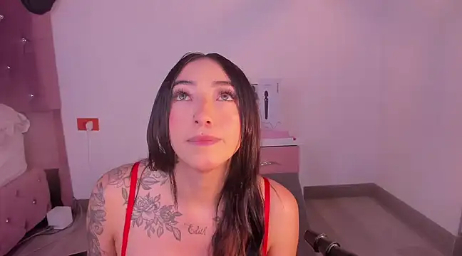 Snapshot of isa_red_hair chatting on 01-10-25, 03:50 isa red hair online show from 01-10-25, 03:50