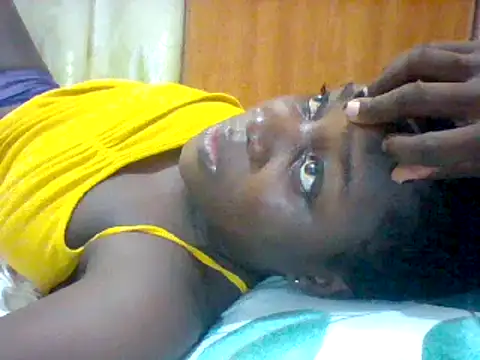 Snapshot of Alessandrajenna chatting on 02-19-25, 09:03 Alessandrajenna online show from 02-19-25, 09:03