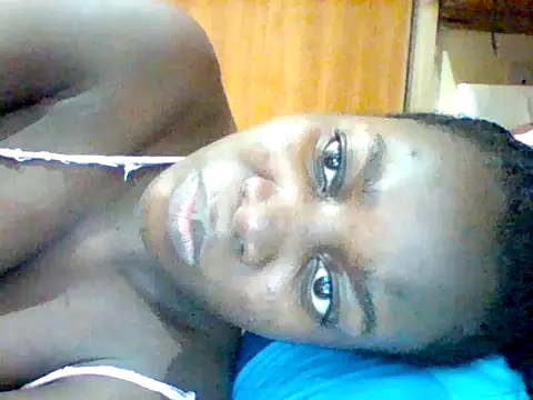 Snapshot of Alessandrajenna chatting on 09-11-25, 04:01 Alessandrajenna online show from 09-11-25, 04:01