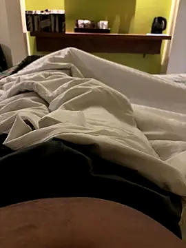 Snapshot of yourheroforfun chatting on 12-19-25, 07:21 yourheroforfun online show from 12-19-25, 07:21