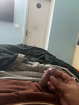 Snapshot of yourheroforfun chatting on 02-26-26, 06:51 yourheroforfun online show from 02-26-26, 06:51