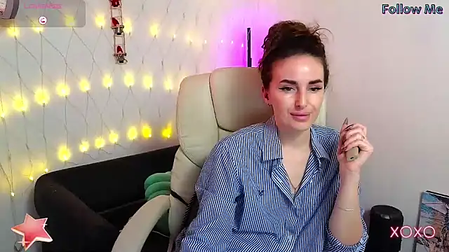 xx adrihanna xx online show from 01-24-25, 04:17