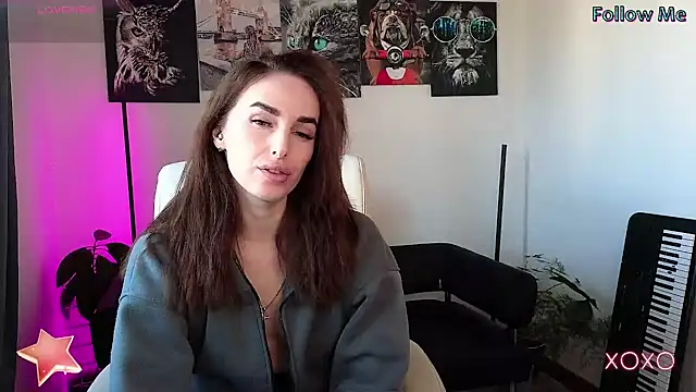 xx adrihanna xx online show from 02-13-25, 10:23