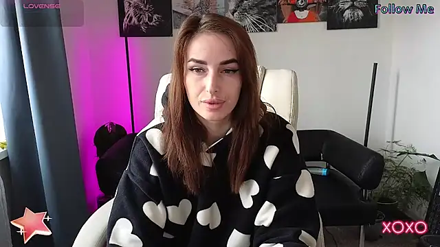 xx adrihanna xx online show from 03-04-25, 08:57