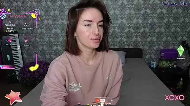 xx adrihanna xx online show from 10-17-25, 03:10