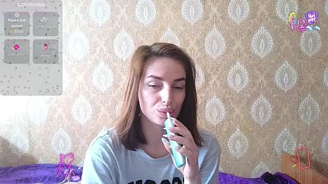 xx adrihanna xx online show from 03-10-26, 06:18