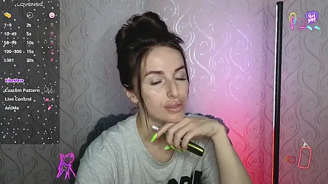 xx adrihanna xx online show from 05-13-26, 06:16