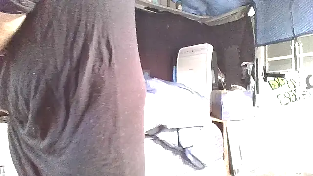 Snapshot of spundarella420 chatting on 12-18-25, 03:51 spundarella420 online show from 12-18-25, 03:51